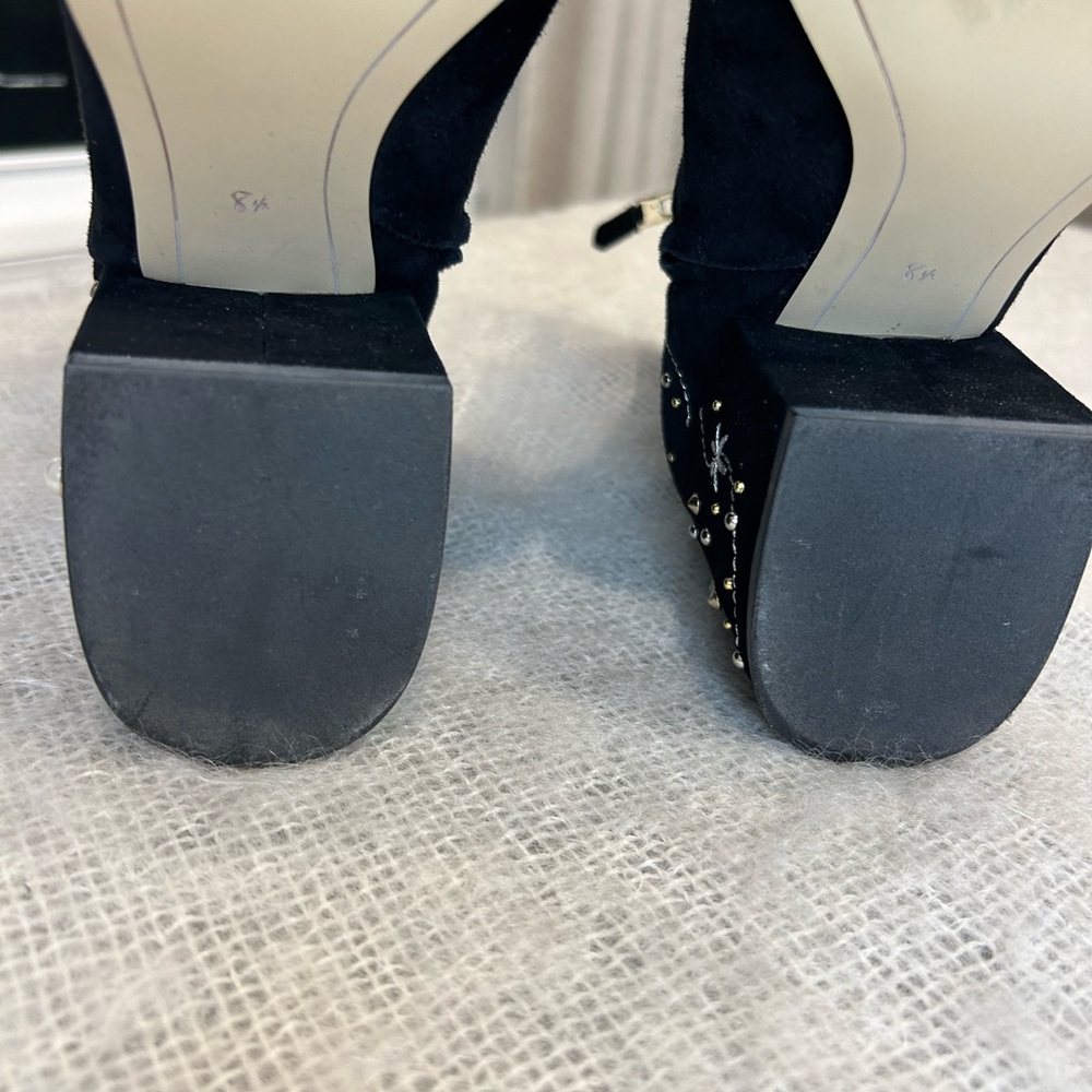 Sam Edelman like new Taft black suede embellished booties Size 8.5 - Picture 7 of 10